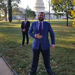 Meet your Posher, Jonathan